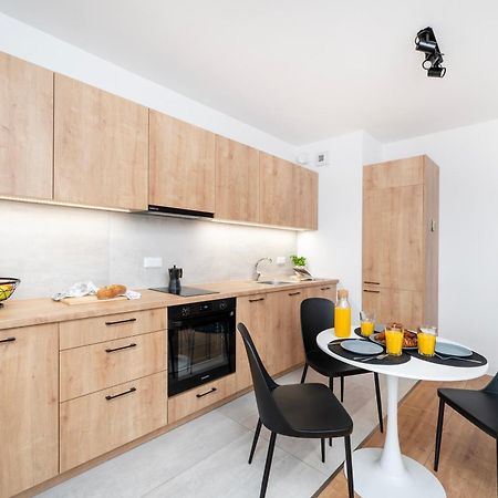 Komfortowe Apartamenty Z Garazem Na Milionowej Lodz  Exterior photo